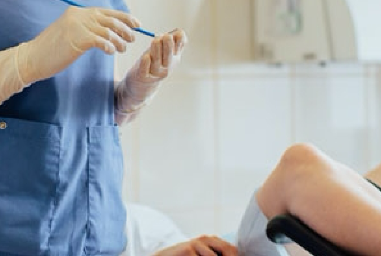 دکتر معاینه واژن در کرمان